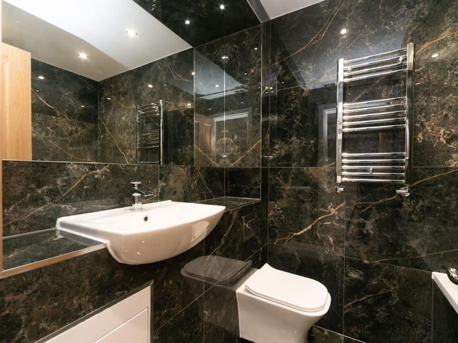 Apartament Londons Luxury Pad *